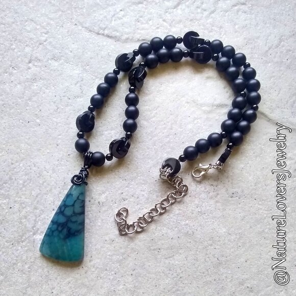 Stunning & One-of-a-kind! Blue & Black Dragonvein Agate Beaded Stone Choker! - Picture 8 of 11